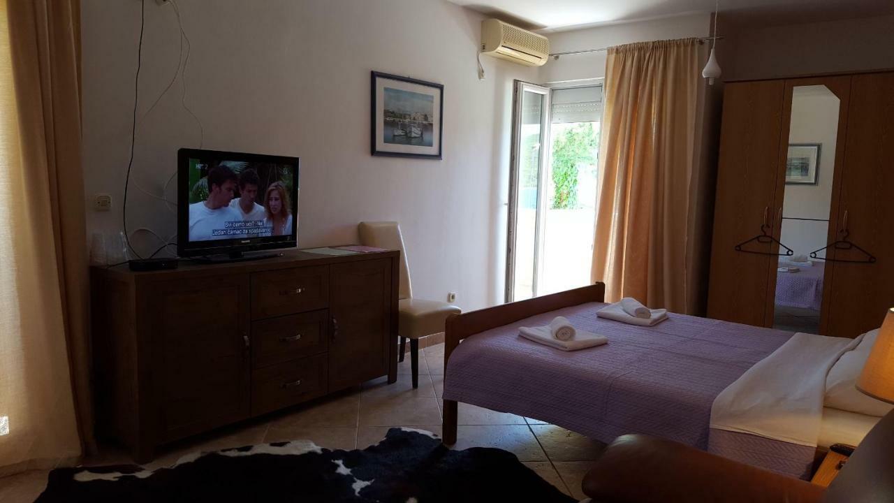 Bed and Breakfast Pansion Kaleb Brbinj Экстерьер фото